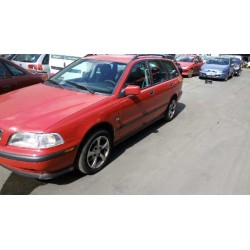volvo v40 familiar del año 1998