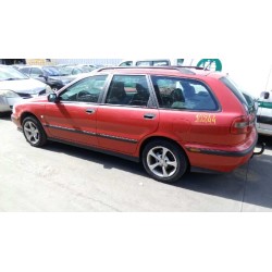 volvo v40 familiar del año 1998