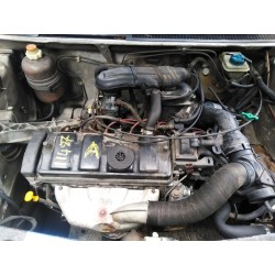 peugeot 205 berlina del año 1989