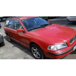 volvo v40 familiar del año 1998