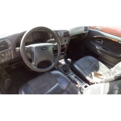 volvo v40 familiar del año 1998