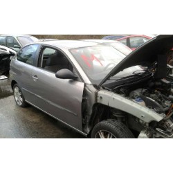 seat ibiza (6l1) del año 2002