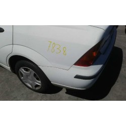 ford focus berlina (cak) del año 2004