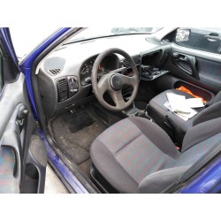 volkswagen polo berlina (6n1) del año 1996