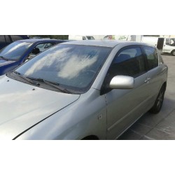 toyota corolla (e12) del año 1950
