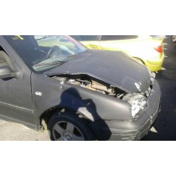 volkswagen golf iv berlina (1j1) del año 2018