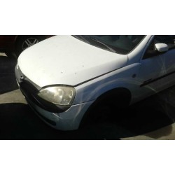 opel corsa c del año 2001