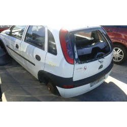 opel corsa c del año 2001