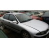 mitsubishi carisma berlina 5 (da0) del año 2001
