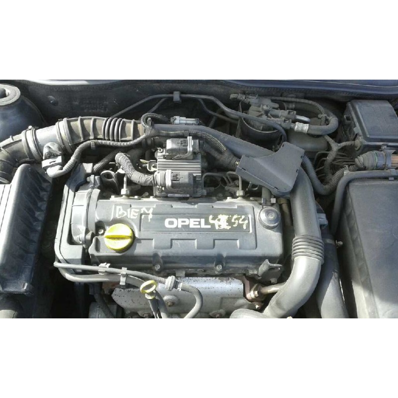 opel astra g berlina del año 2002