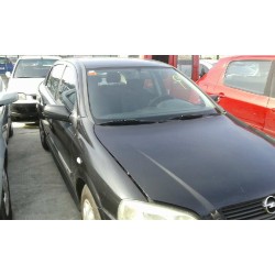 opel astra g berlina del año 2002