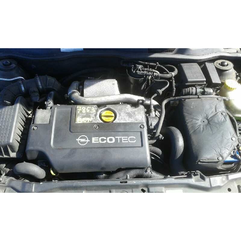 opel astra g berlina del año 2001