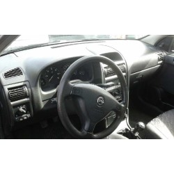 opel astra g berlina del año 2002