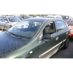opel astra g berlina del año 2001