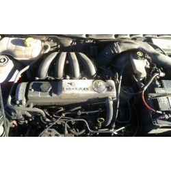 ford fiesta berlina del año 1999