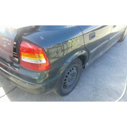 opel astra g berlina del año 2001