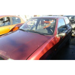 ford fiesta berlina del año 1999