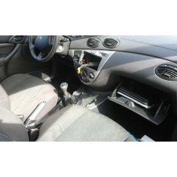 ford focus berlina (cak) del año 2002