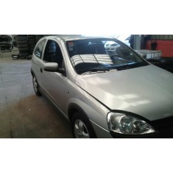 opel corsa c del año 2002
