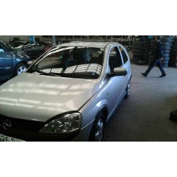 opel corsa c del año 2002