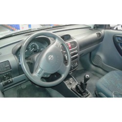 opel corsa c del año 2002