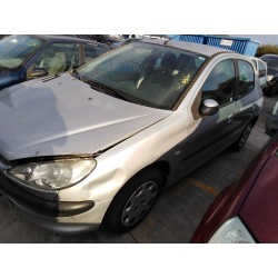 peugeot 206 berlina del año 2004