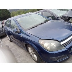 opel astra h berlina del año 2004