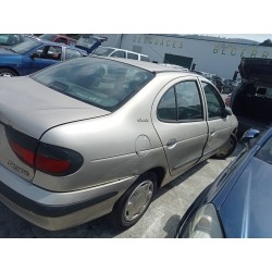 renault megane i classic (la0) del año 1998