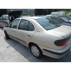 renault megane i classic (la0) del año 1998