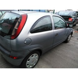 opel corsa c del año 2003