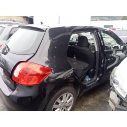 toyota auris del año 2008