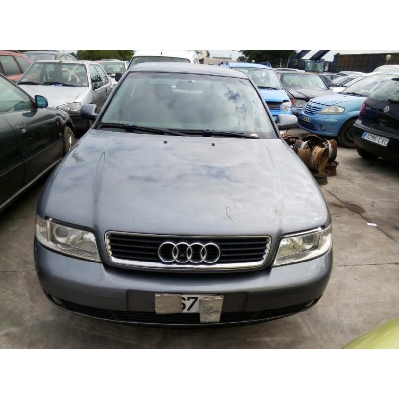 audi a4 berlina (b5) del año 2000