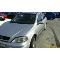 opel astra g berlina del año 2002