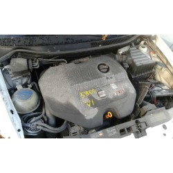 seat ibiza (6l1) del año 2003