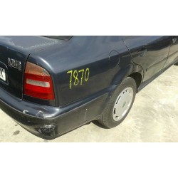 skoda octavia berlina (1u2) del año 1998