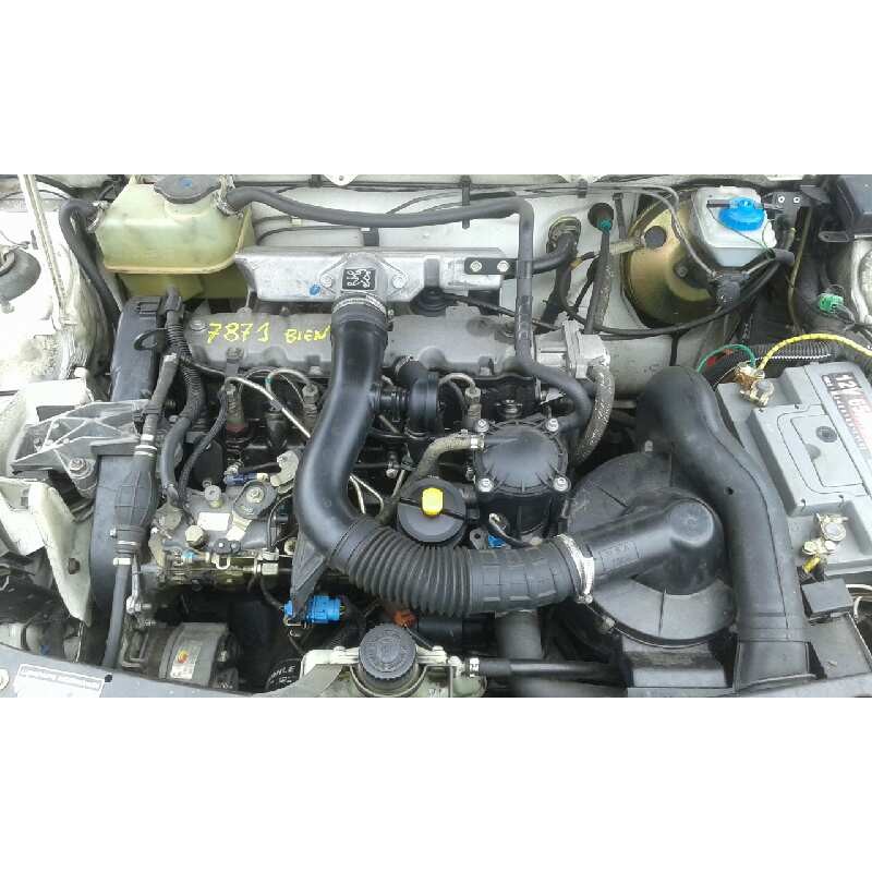 peugeot 205 berlina del año 1998