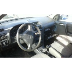 opel astra g berlina del año 2002