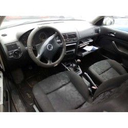 volkswagen golf iv berlina (1j1) del año 1999