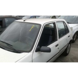 peugeot 205 berlina del año 1998