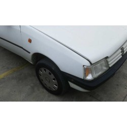 peugeot 205 berlina del año 1998