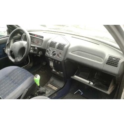 peugeot 205 berlina del año 1998