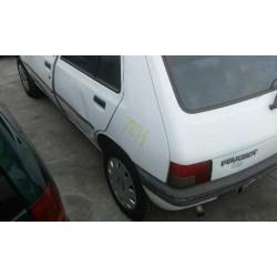 peugeot 205 berlina del año 1998