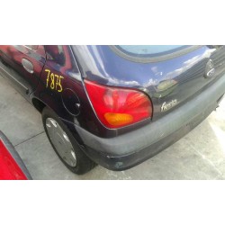 ford fiesta berlina (dx) del año 2001