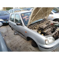 nissan micra (k11) del año 2000