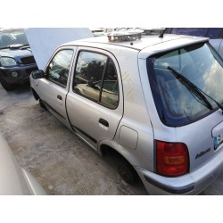 nissan micra (k11) del año 2000