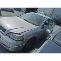 opel astra g berlina del año 1999