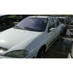 renault megane i fase 2 berlina (ba0) del año 2001