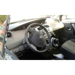 renault scenic ii del año 2005