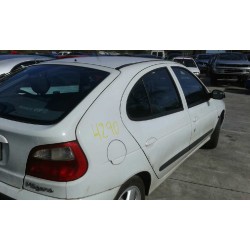 renault megane i fase 2 berlina (ba0) del año 2001