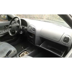 daewoo nubira berlina del año 1997